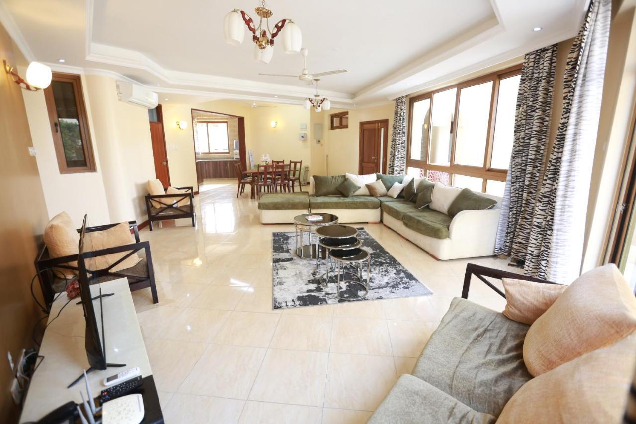 Seaone Nyali 3Bdr W Pool*Beach Access*Jaccuzi*Wifi Lägenhet Mombasa Exteriör bild